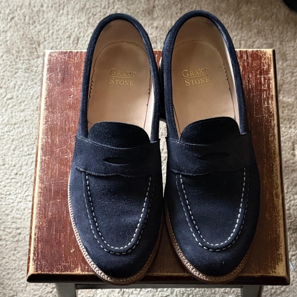 Grant Stone Midnight Suede Travelers Loafers in 9E